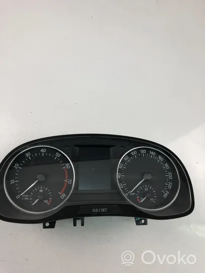 Skoda Fabia Mk3 (NJ) Compteur de vitesse tableau de bord 6V0920740B