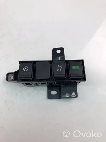 Nissan X-Trail T32 Other switches/knobs/shifts 255354BA0A