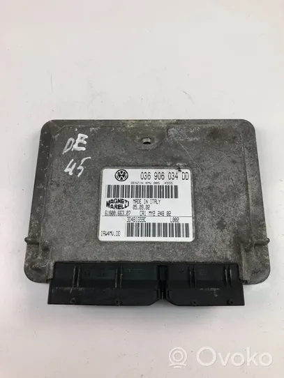 Volkswagen Polo IV 9N3 Sterownik / Moduł ECU 036906034DD