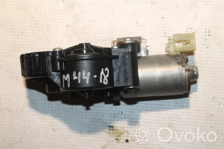 Volvo S60 Seat adjustment motor 30761806