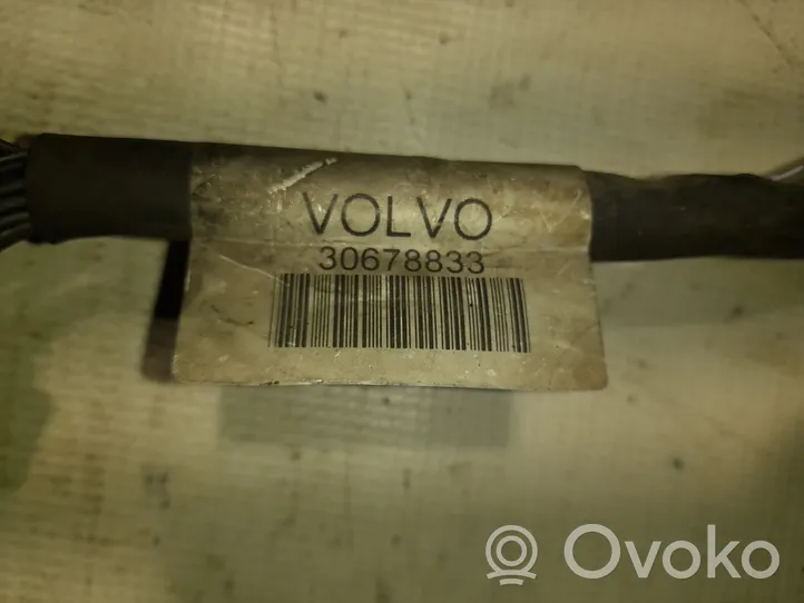 Volvo XC90 Kiti laidai/ instaliacija 3067883389035355