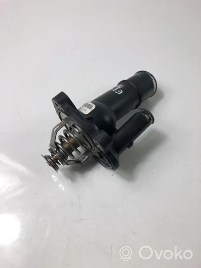 Volvo V50 Boîtier de thermostat 4M5GGA