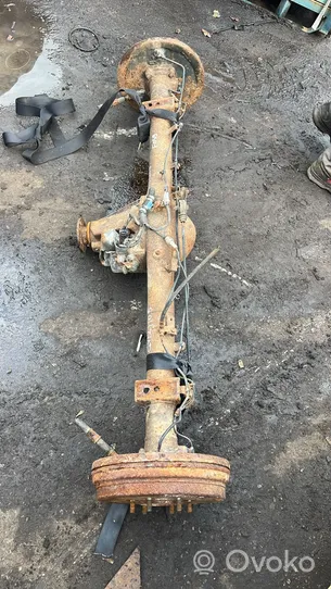 Toyota Hilux (AN10, AN20, AN30) Rear axle beam 421100K381