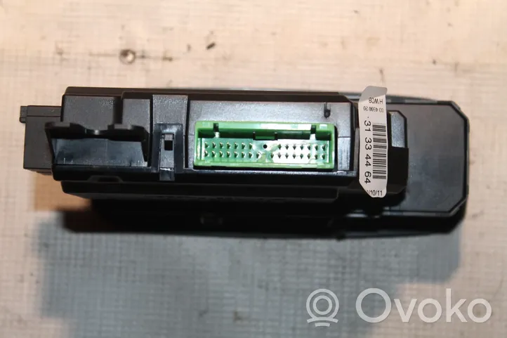 Volvo XC90 Interrupteur commade lève-vitre 8635675