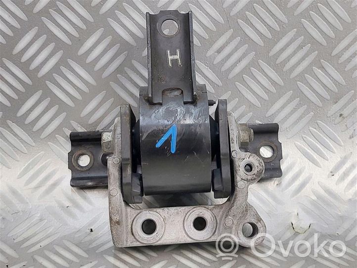 Mitsubishi Outlander Gearbox mounting bracket 