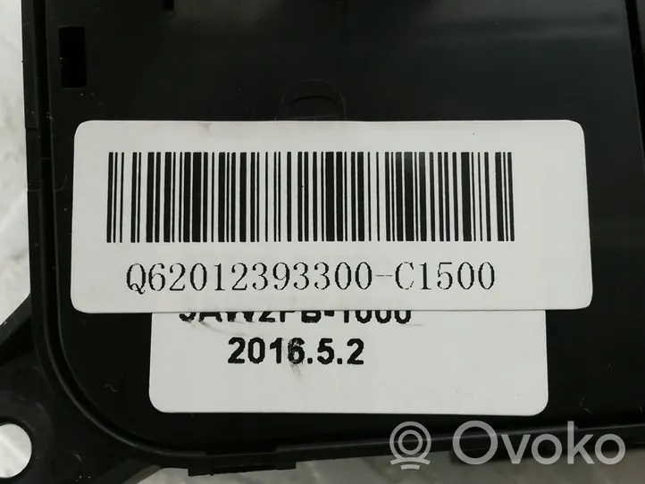 Hyundai Sonata LF Inne przełączniki i przyciski Q62012393300-C1500