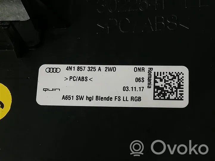 Audi A8 S8 D5 Ramka deski rozdzielczej 4M8857238B