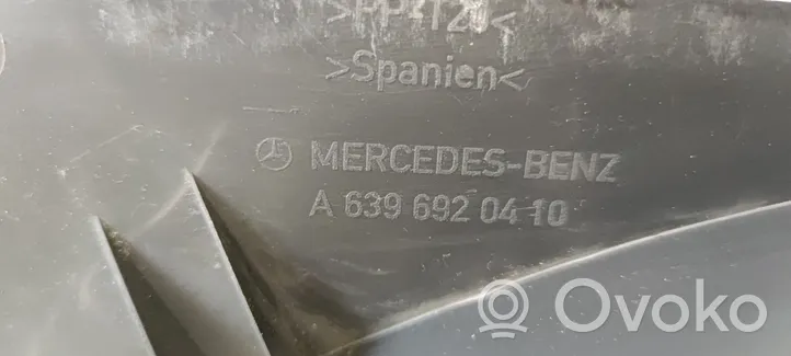 Mercedes-Benz Vito Viano W639 Muu kynnyksen/pilarin verhoiluelementti A6396920410