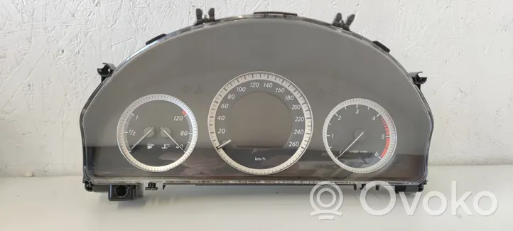 Mercedes-Benz C W204 Compteur de vitesse tableau de bord A2049006900