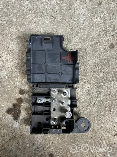 Audi A4 S4 B8 8K Câble de batterie positif 