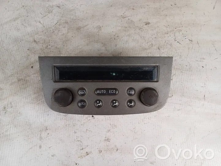 Opel Corsa C Console centrale, commande chauffage/clim 013153079