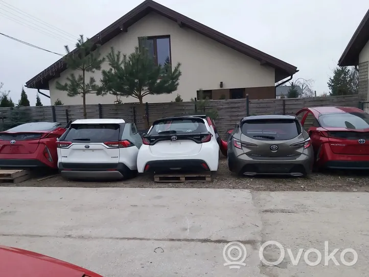 Toyota Aygo X Drzwi przednie 