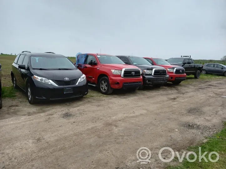 Toyota Tundra II Silencieux arrière / tuyau d'échappement silencieux 