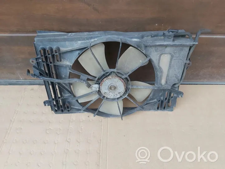 Toyota Corolla Verso E110 Ventilateur, condenseur de climatisation 