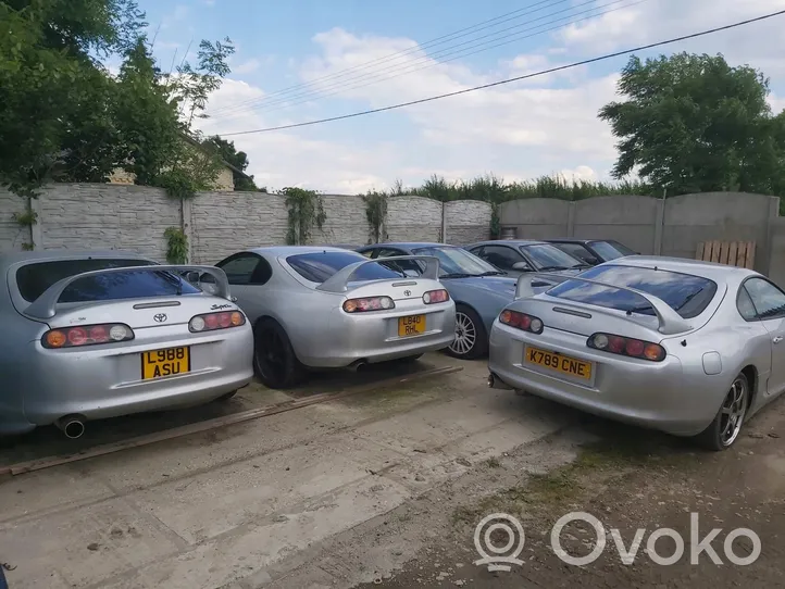 Toyota Celica T230 Moyeu de roulement d’arrière 