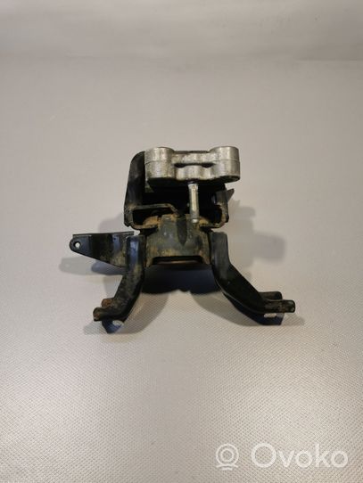 Toyota Auris 150 Engine mount bracket 