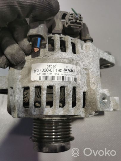 Toyota Verso Generatore/alternatore 270600T190