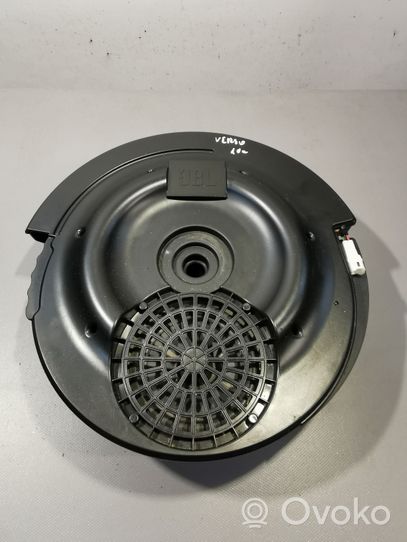 Toyota Verso Subwoofer PZ4900023020