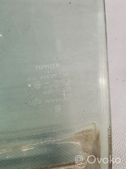 Toyota Prius (XW30) Rear door window glass 