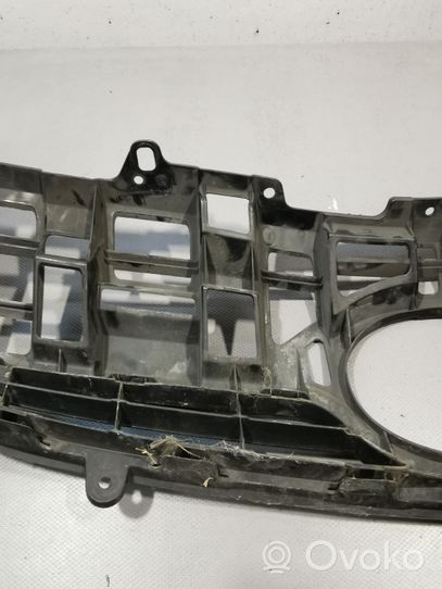 Toyota Prius (XW30) Maskownica / Grill / Atrapa górna chłodnicy 5311147020