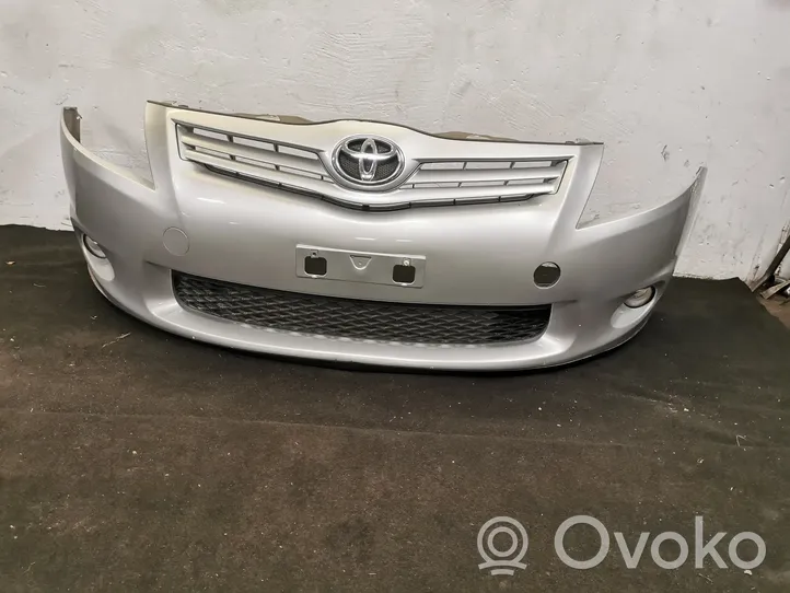Toyota Auris 150 Etupuskuri 