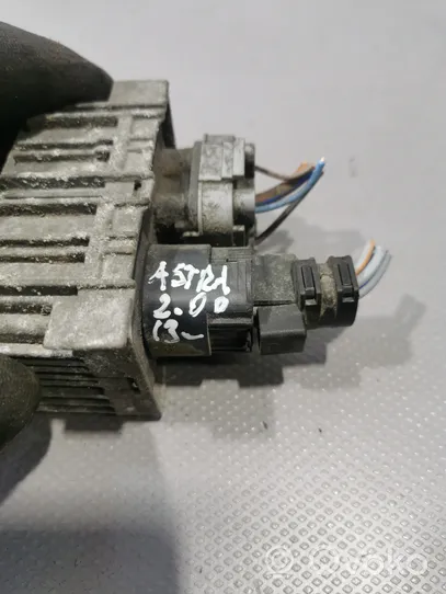 Opel Astra J Glow plug pre-heat relay 