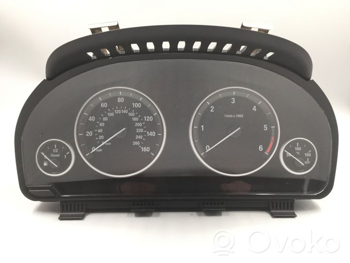 BMW X5 F15 Geschwindigkeitsmesser Cockpit 6820603