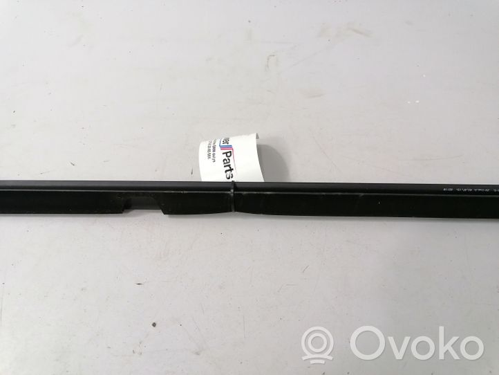 BMW 6 F06 Gran coupe Moulures des vitres de la porte arrière 1234567