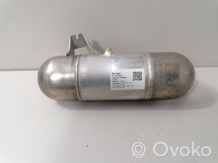 BMW 7 G11 G12 Accumulateur de pression de réservoir suspension pneumatique 6861937