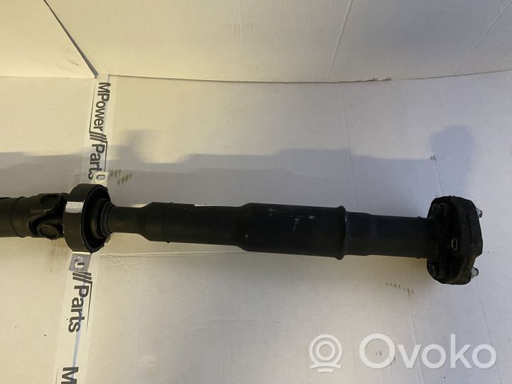 BMW 5 G30 G31 Albero di trasmissione con sede centrale 9845271