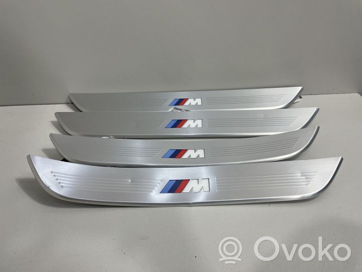 BMW 7 G11 G12 Garniture de protection de seuil intérieur 8061044