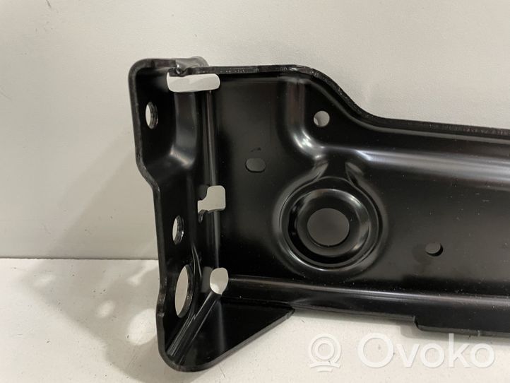 BMW X3 G01 Radiatoru paneļa turētājs (televizora) 7400117