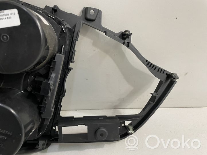 BMW 4 F32 F33 Kita centrinė konsolės (tunelio) detalė 8058968