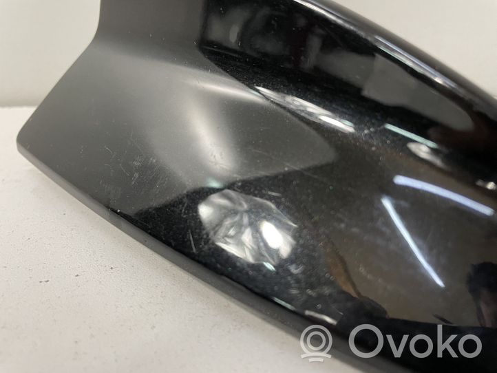 BMW X6 E71 Kattoantennin (GPS) suoja 1234567