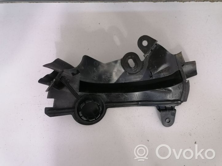 BMW 7 G11 G12 Tappo cornice del serbatoio 7347396