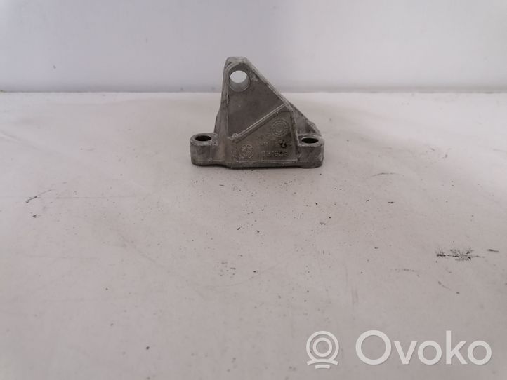 BMW 4 F32 F33 Support pompe injection à carburant 8511628