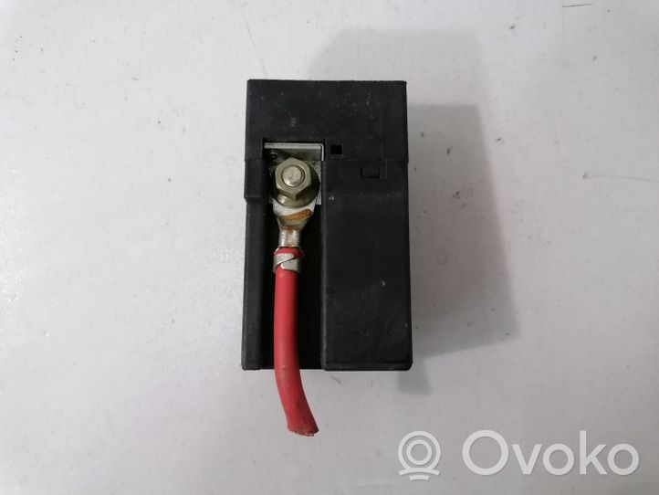 BMW 5 E39 Glow plug pre-heat relay 2246473