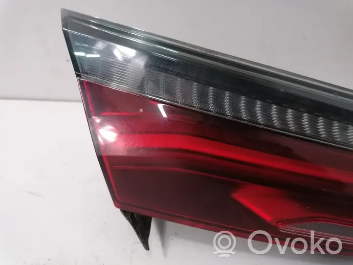 BMW 8 G14 Lampy tylnej klapy bagażnika 7445779