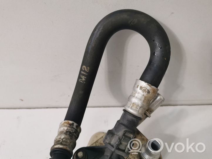 BMW X5 E70 Radiatore dell’olio del motore 7800408