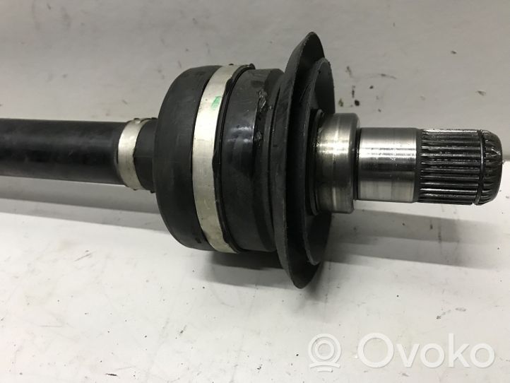 BMW 8 G14 Rear driveshaft 8689577