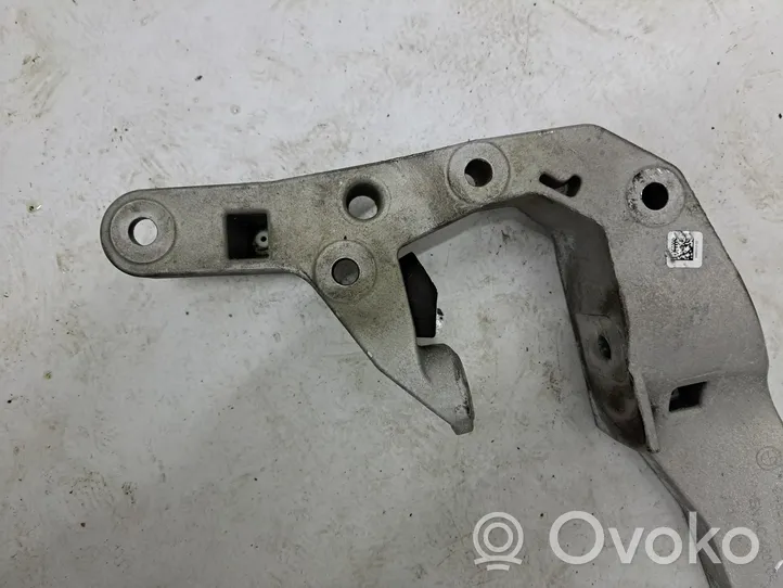 BMW 5 G30 G31 Supporto di montaggio scatola del cambio 9485312