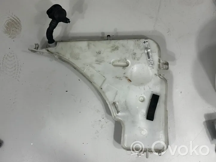 BMW 3 F30 F35 F31 Réservoir de liquide lave-lampe 7241672