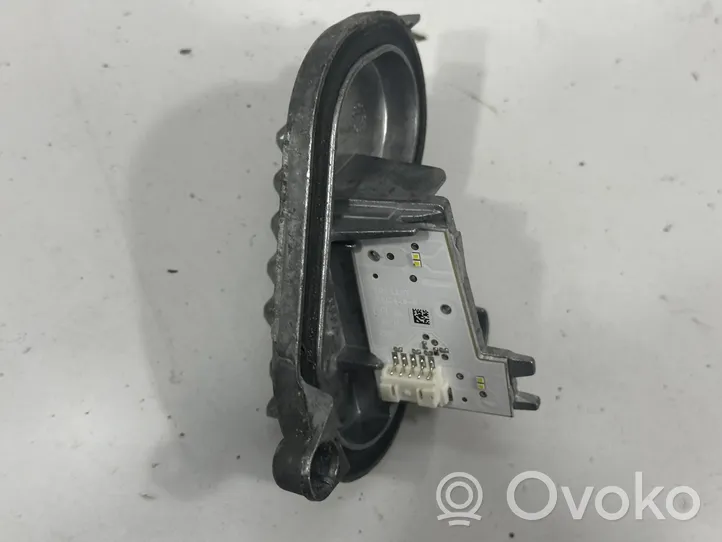 BMW 4 F32 F33 Module de contrôle de ballast LED 7493227