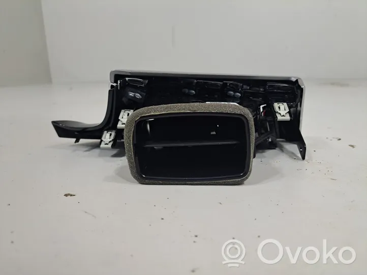 BMW 5 G30 G31 Copertura griglia di ventilazione cruscotto 9329545