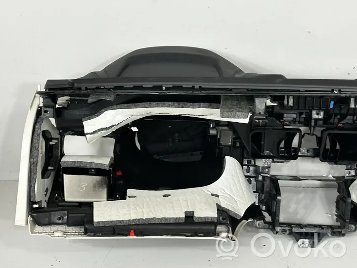 BMW X6 F16 Panel de instrumentos 9323857