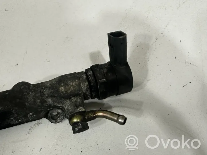 BMW 7 E65 E66 Tuyau de conduite principale de carburant 7788679