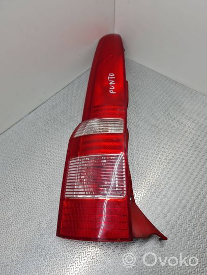 Fiat Panda II Lampa tylna 280201