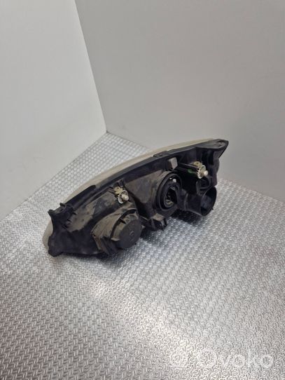 Opel Corsa C Lampa przednia 09114330