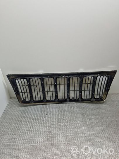 Chrysler Voyager Front bumper upper radiator grill 27169B