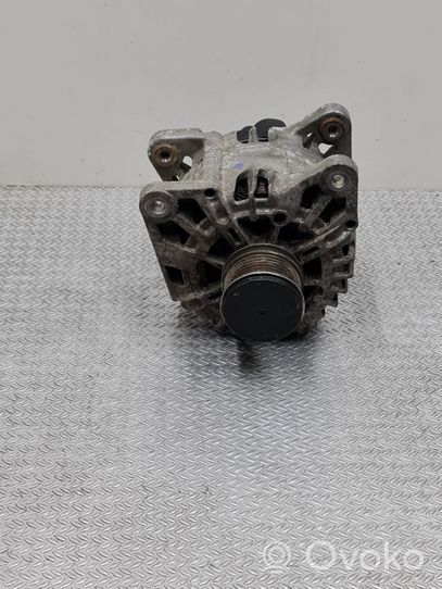 Renault Clio IV Alternator 231007865R